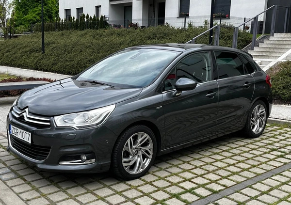Citroen C4 cena 26000 przebieg: 231000, rok produkcji 2010 z Szczecin małe 232